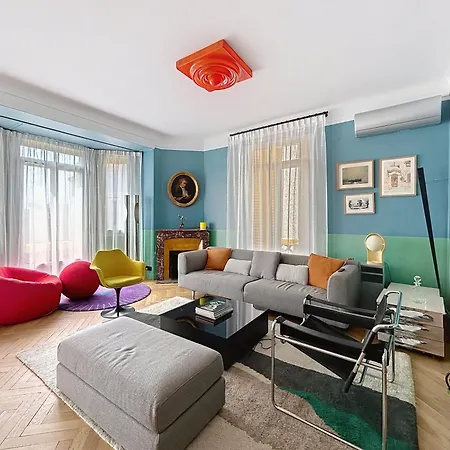 Vega Apartment *