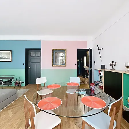 Vega Apartment *